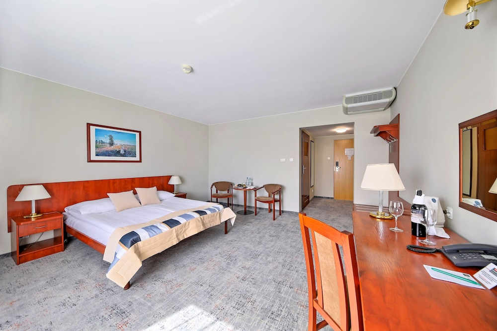 Hotel Gromada Warszawa Centrum — Hotel rooms in Warsaw, Masovian