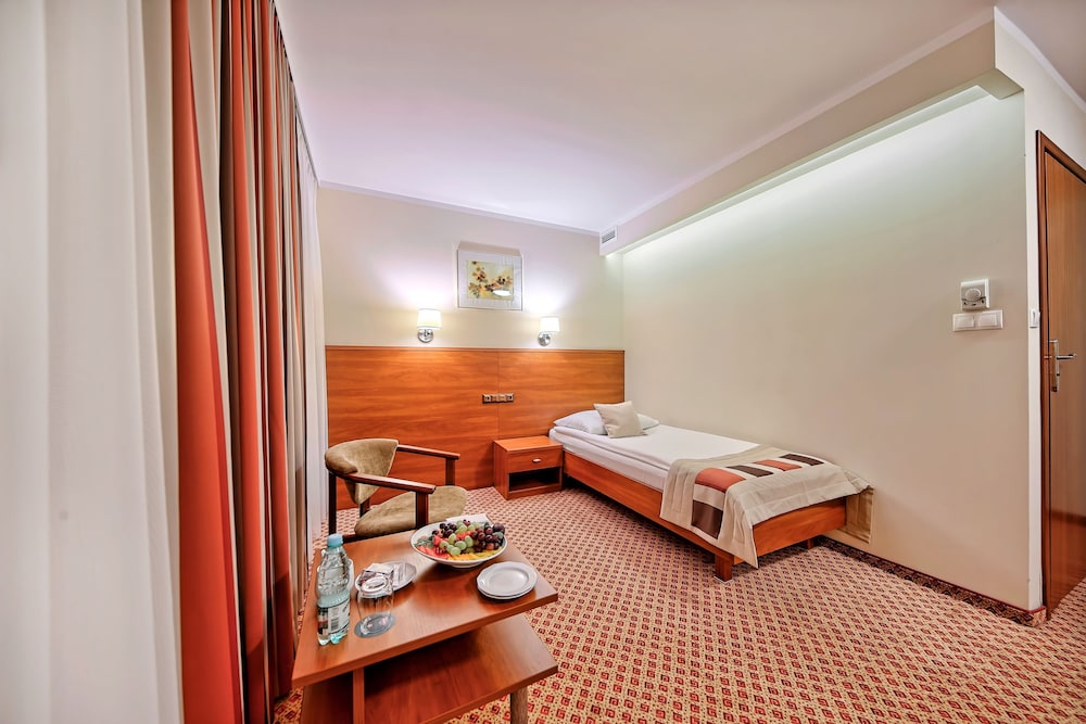 Hotel Gromada Warszawa Centrum — Hotel rooms in Warsaw, Masovian