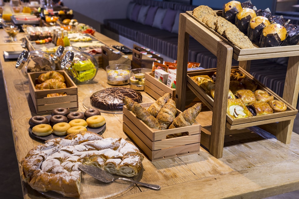 Catalonia Royal Ses Estaques - Adults Only — Restaurant & bars in Santa Eulalia, Balearic Islands
