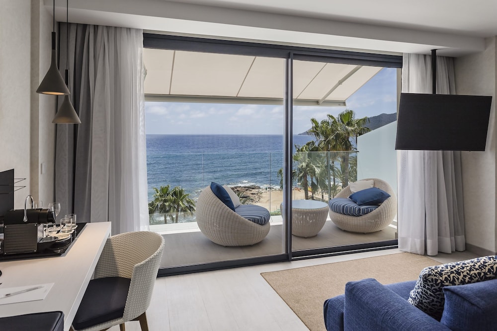 Catalonia Royal Ses Estaques - Adults Only — Hotel rooms in Santa Eulalia, Balearic Islands
