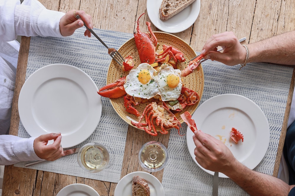 Catalonia Royal Ses Estaques - Adults Only — Restaurant & bars in Santa Eulalia, Balearic Islands