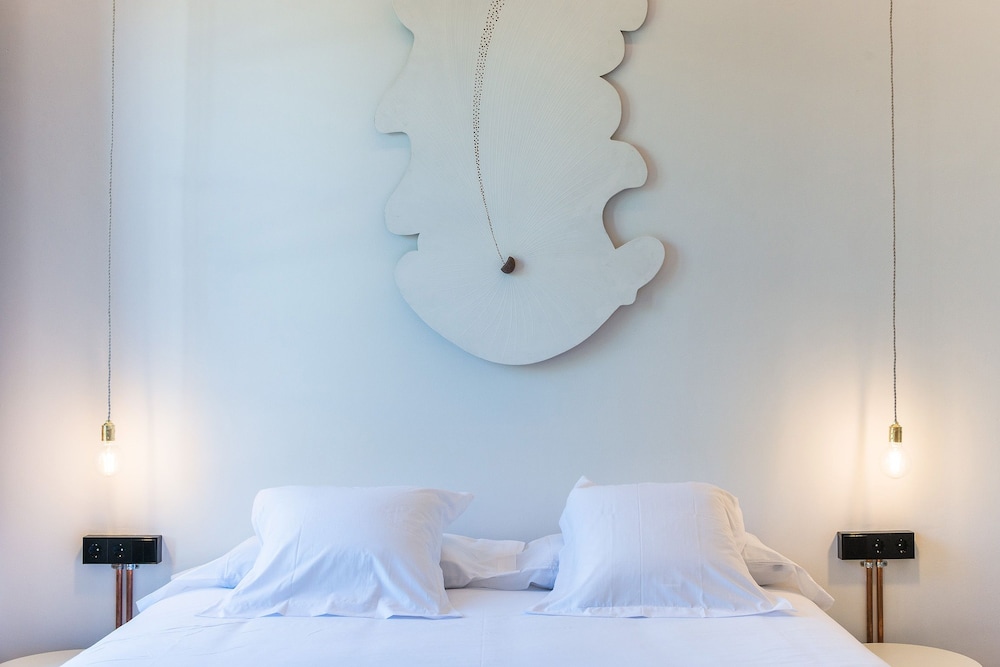 Sodium Hotel Boutique — Hotel rooms in Ciutadella de Menorca, Balearic Islands