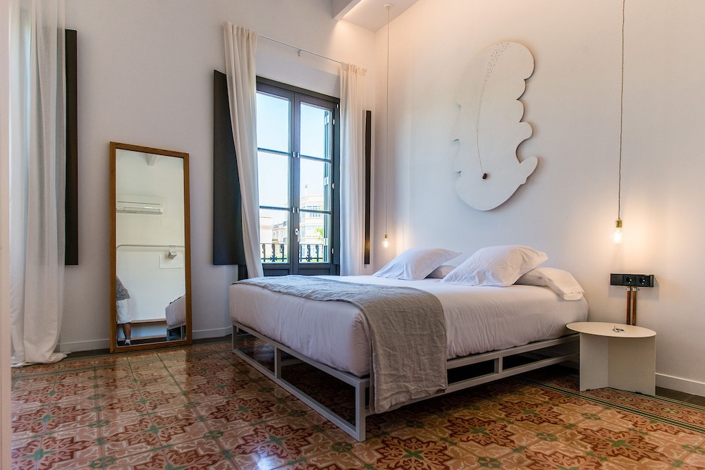 Sodium Hotel Boutique — Hotel rooms in Ciutadella de Menorca, Balearic Islands