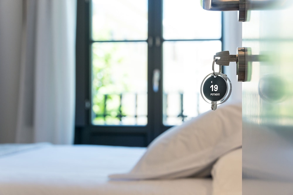 Sodium Hotel Boutique — Hotel rooms in Ciutadella de Menorca, Balearic Islands