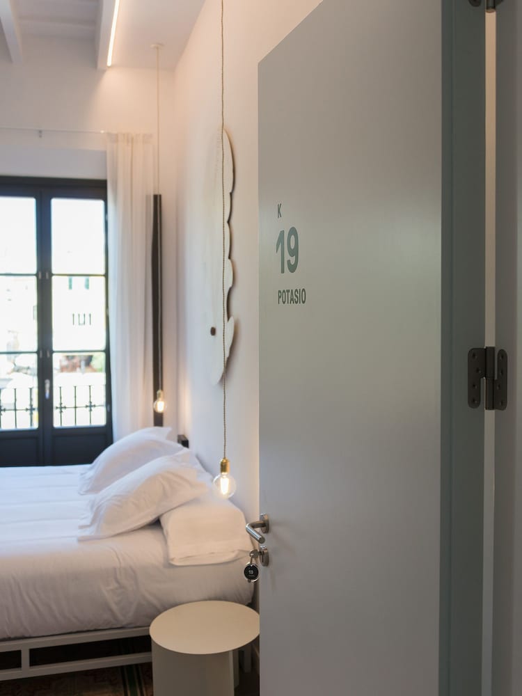 Sodium Hotel Boutique — Hotel rooms in Ciutadella de Menorca, Balearic Islands