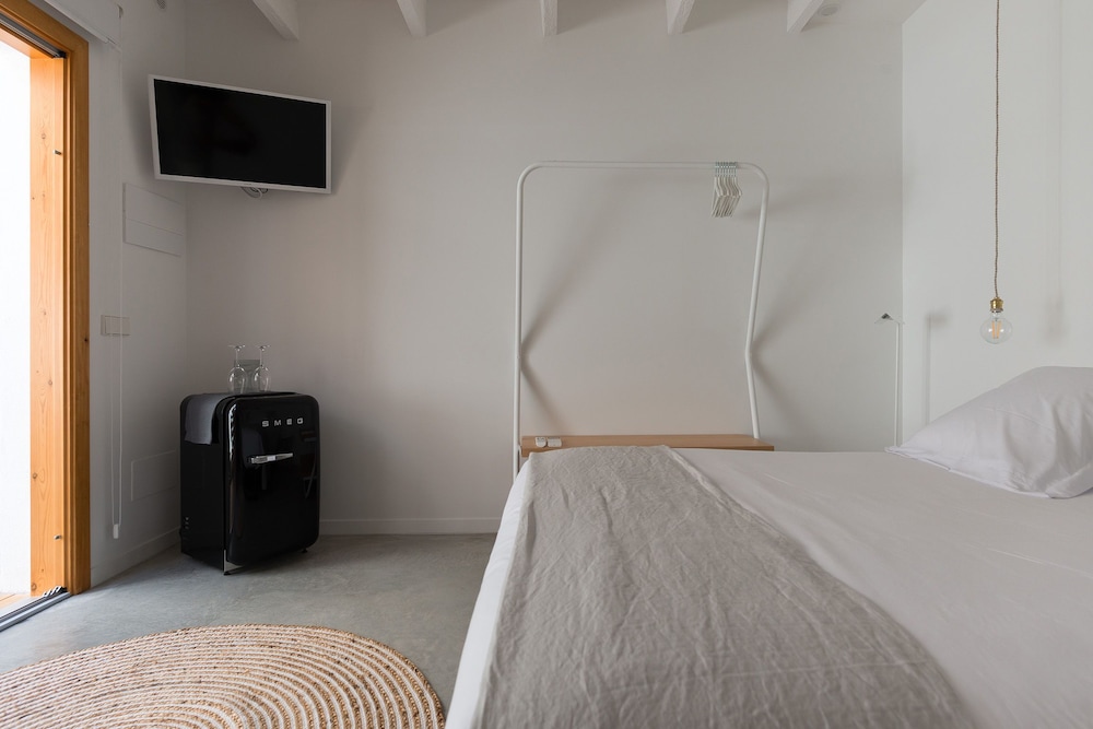 Sodium Hotel Boutique — Hotel rooms in Ciutadella de Menorca, Balearic Islands