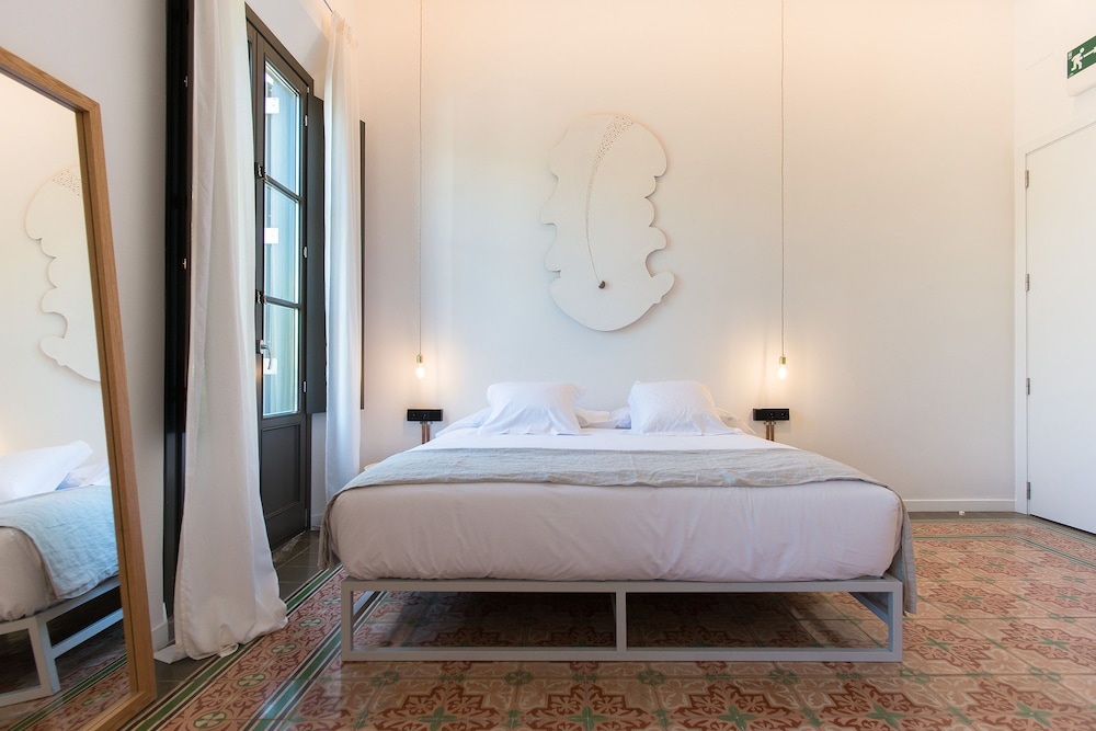 Sodium Hotel Boutique — Hotel rooms in Ciutadella de Menorca, Balearic Islands
