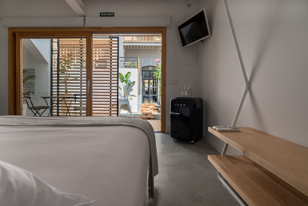 Sodium Hotel Boutique — Hotel rooms in Ciutadella de Menorca, Balearic Islands