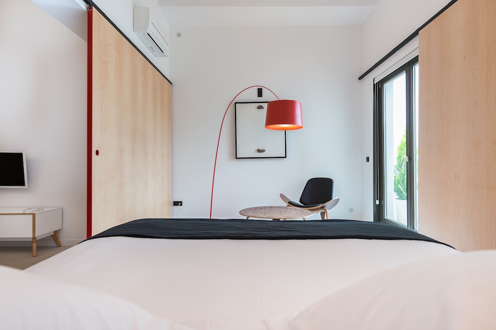 Sodium Hotel Boutique — Hotel rooms in Ciutadella de Menorca, Balearic Islands