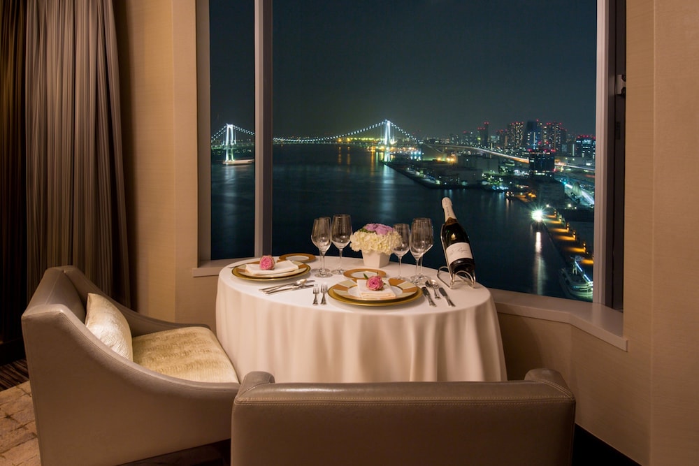 InterContinental Tokyo Bay by IHG — Restaurant & bars in Tokyo, Tokyo