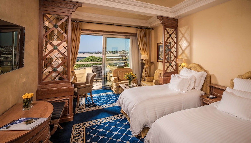 Rome Cavalieri, A Waldorf Astoria Hotel — Hotel rooms in Rome, Lazio