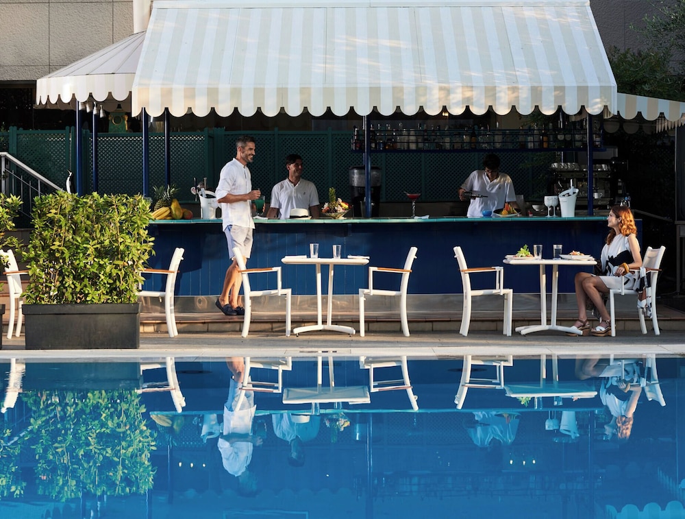 Rome Cavalieri, A Waldorf Astoria Hotel — Restaurant & bars in Rome, Lazio