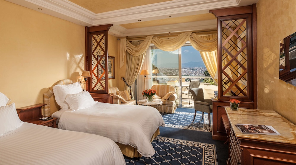 Rome Cavalieri, A Waldorf Astoria Hotel — Hotel rooms in Rome, Lazio