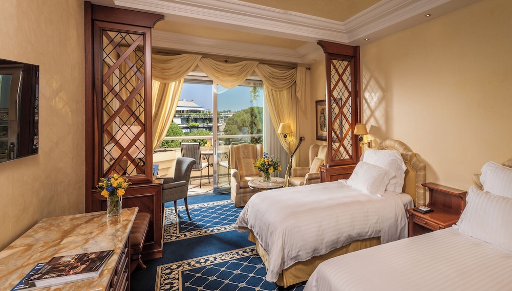 Rome Cavalieri, A Waldorf Astoria Hotel — Hotel rooms in Rome, Lazio