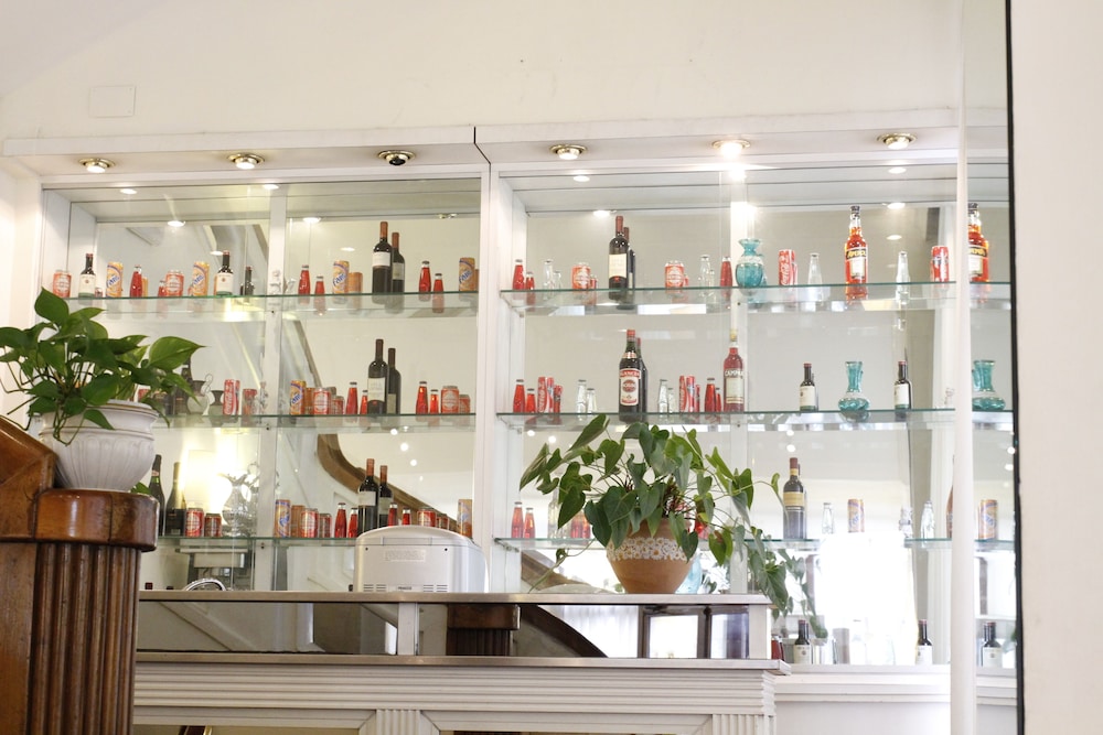 Hotel San Giusto — Restaurant & bars in Rome, Lazio