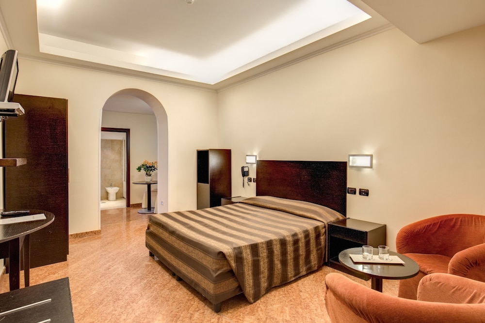Hotel San Marco — Hotel rooms in Rome, Lazio