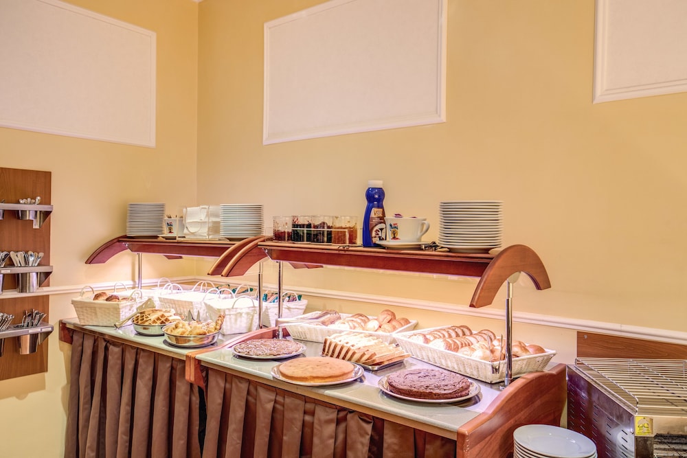 Hotel San Marco — Restaurant & bars in Rome, Lazio