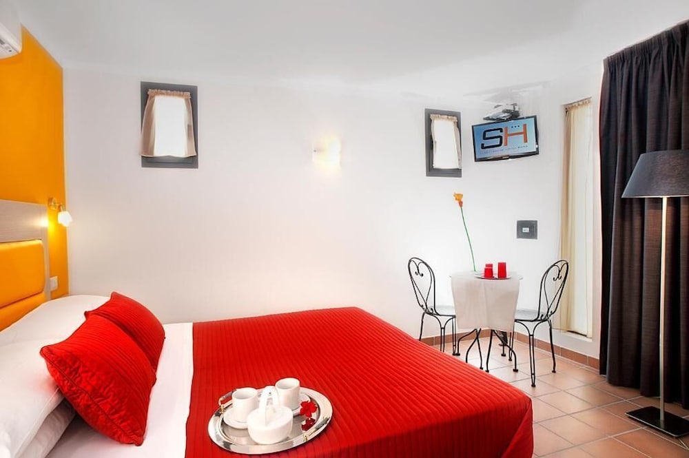 Hotel Scott House Rome — Hotel rooms in Rome, Lazio
