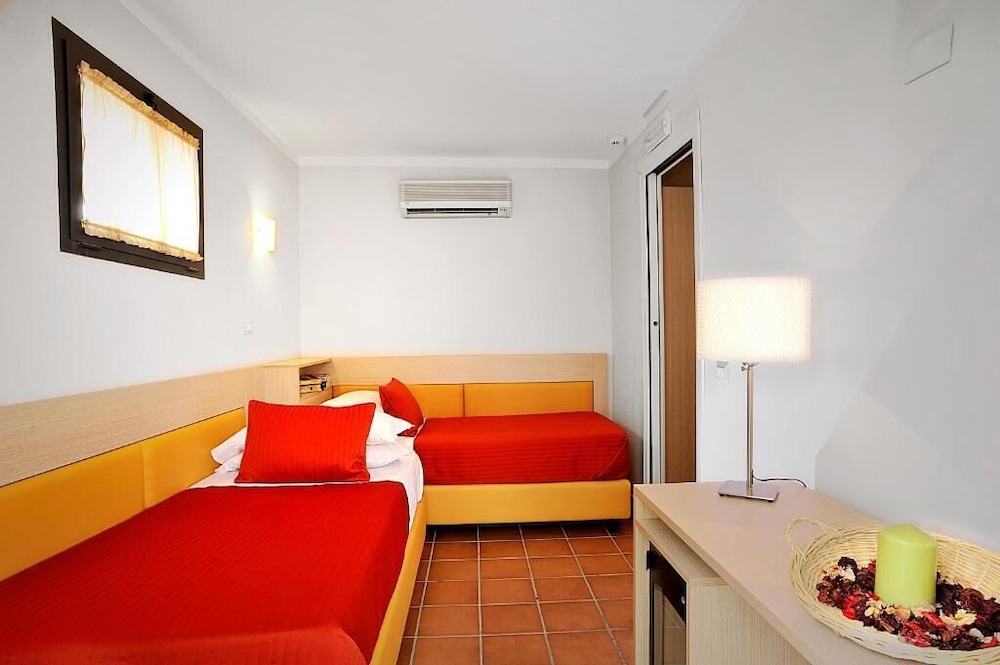Hotel Scott House Rome — Hotel rooms in Rome, Lazio