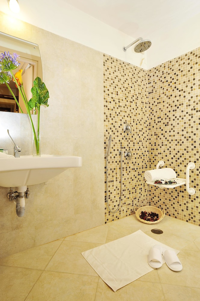Hotel Scott House Rome — Hotel rooms in Rome, Lazio