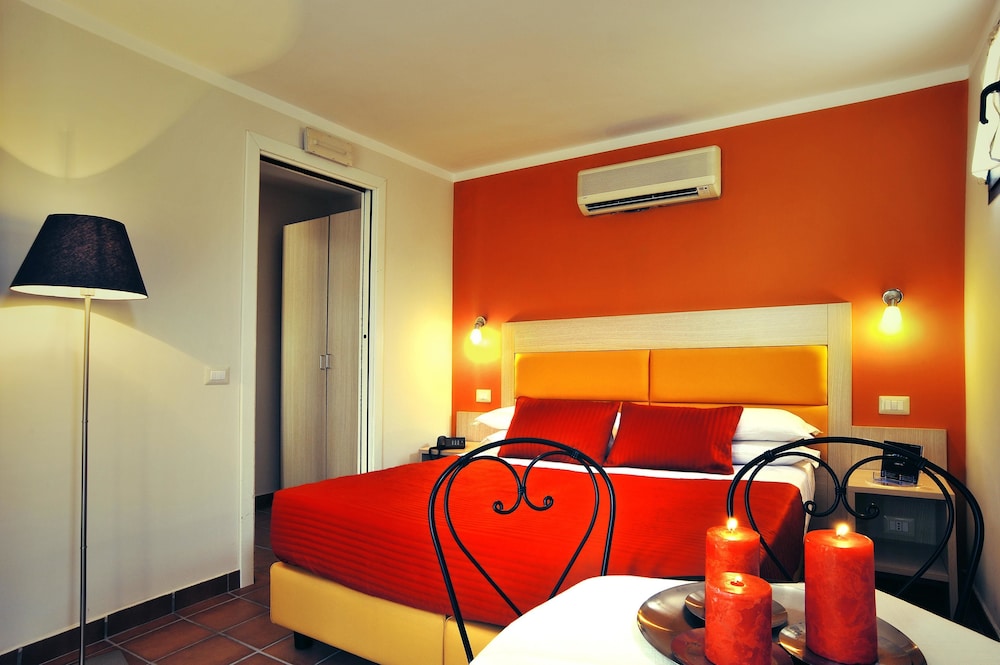 Hotel Scott House Rome — Hotel rooms in Rome, Lazio