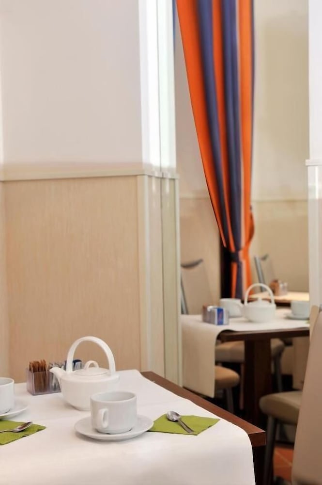 Hotel Scott House Rome — Hotel rooms in Rome, Lazio