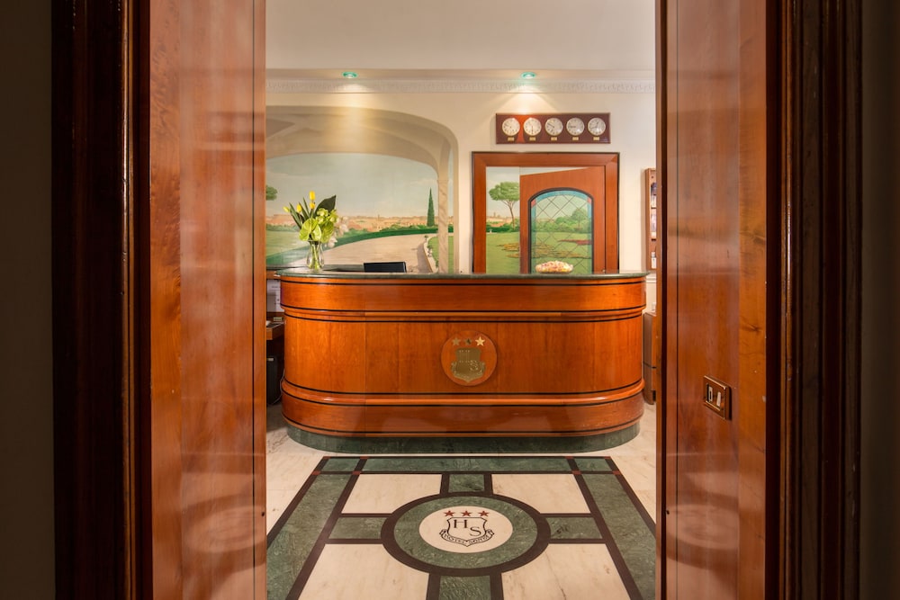 Hotel Sonya — Hotel building in Rome, Lazio