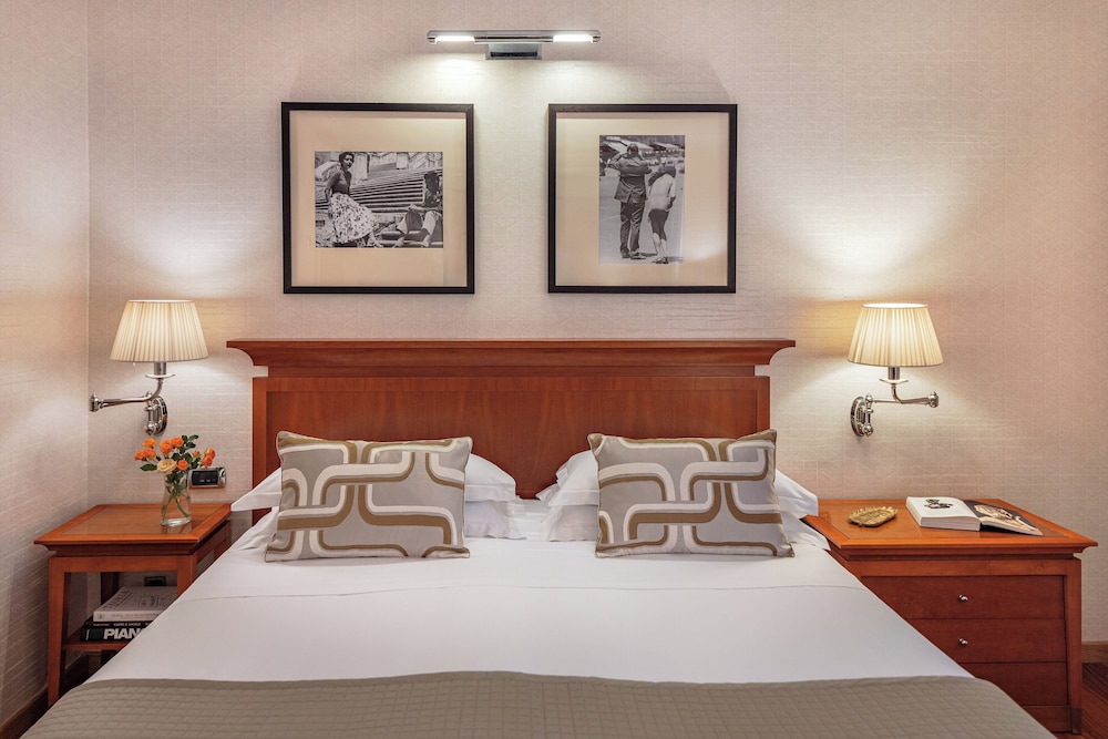 Starhotels Metropole — Hotel rooms in Rome, Lazio