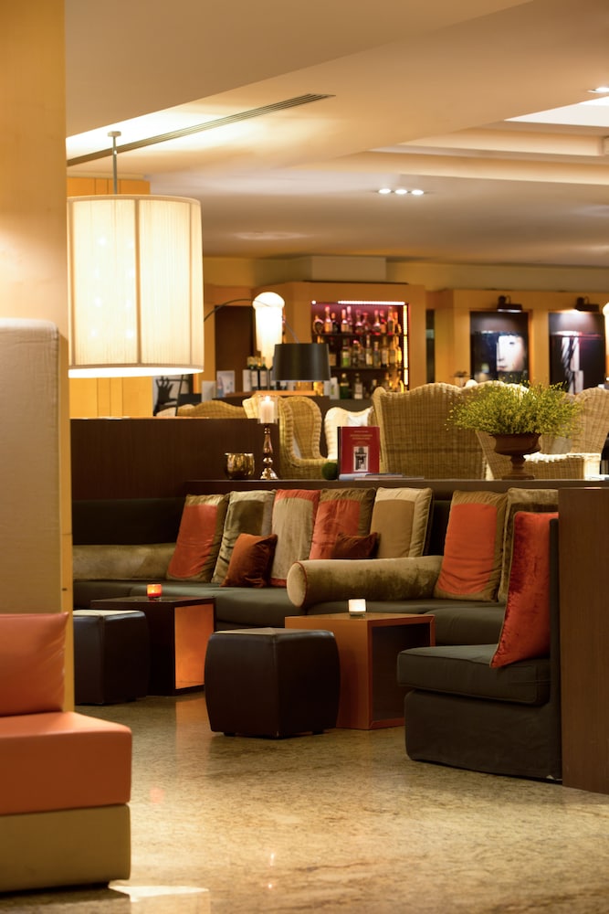 Starhotels Metropole — Restaurant & bars in Rome, Lazio