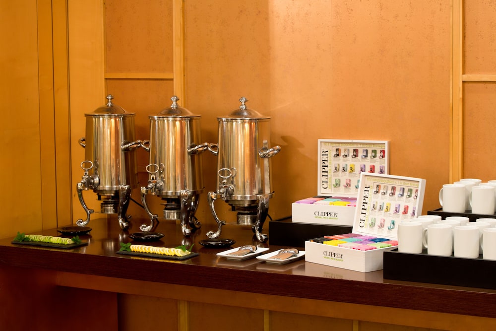 Starhotels Metropole — Restaurant & bars in Rome, Lazio
