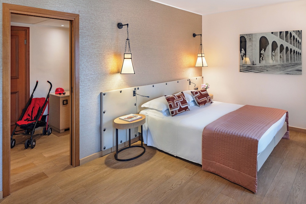 Starhotels Metropole — Hotel rooms in Rome, Lazio