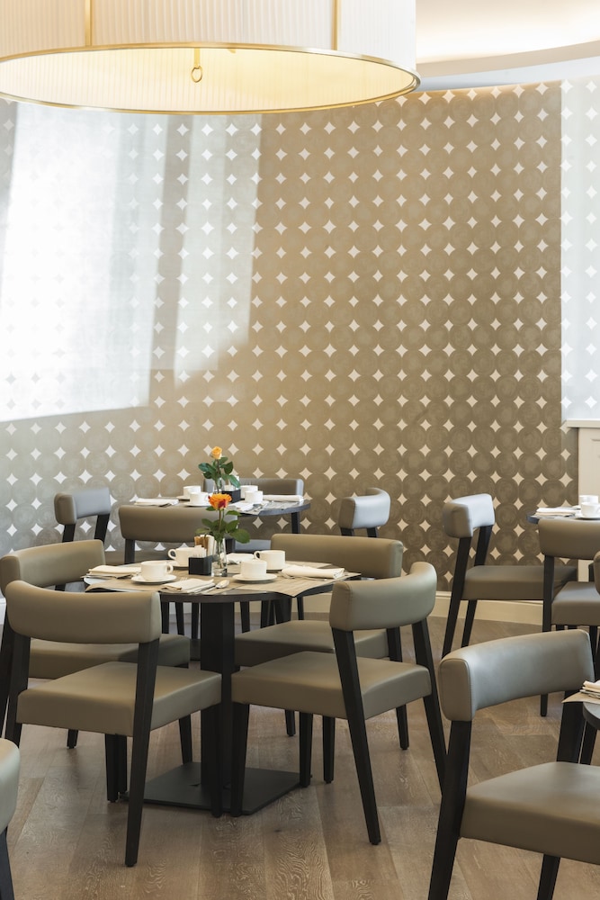 Starhotels Michelangelo — Restaurant & bars in Rome, Lazio