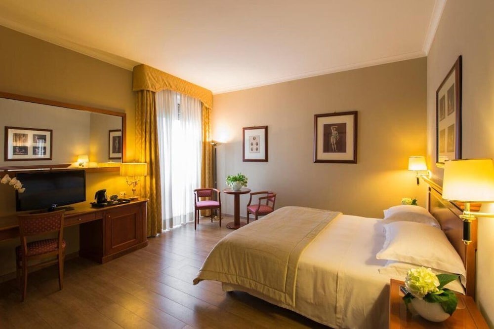 Starhotels Michelangelo — Hotel rooms in Rome, Lazio