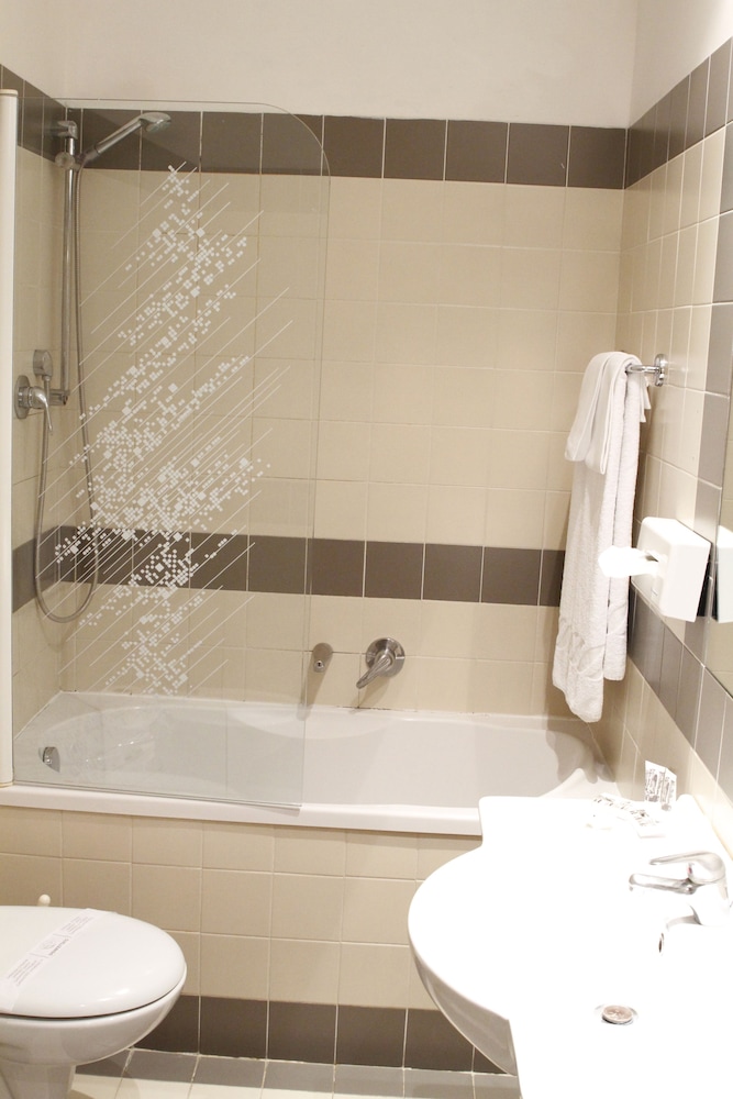 Hotel Torino — Hotel rooms in Rome, Lazio