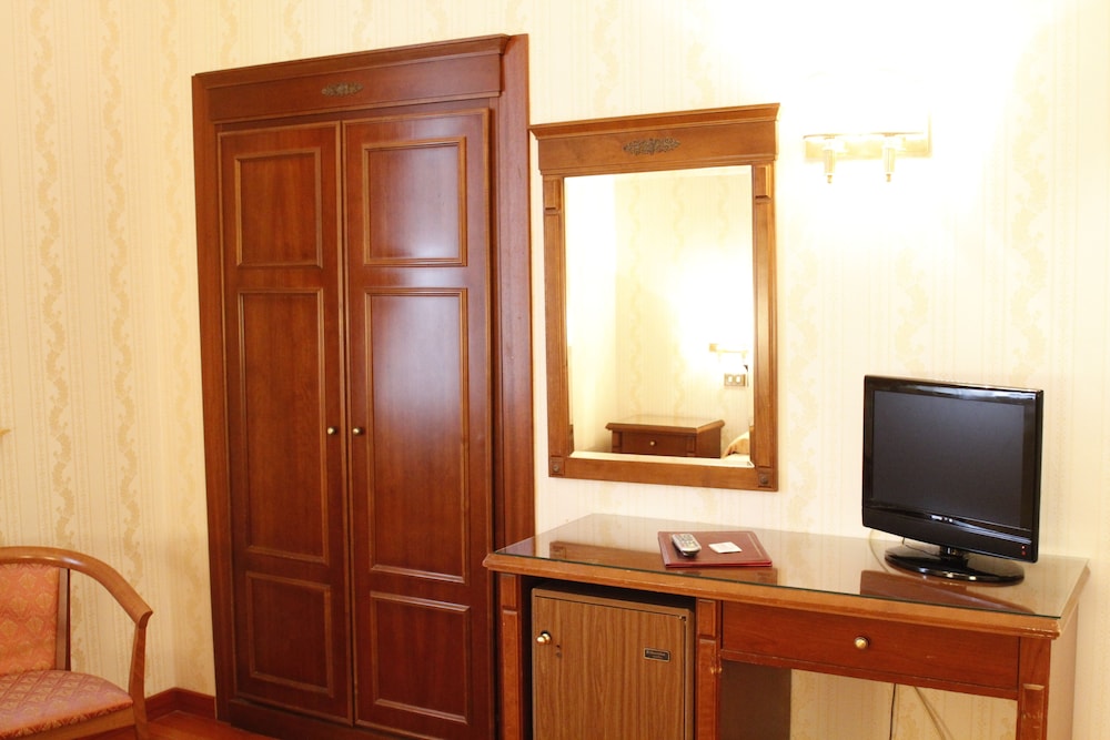 Hotel Torino — Hotel rooms in Rome, Lazio