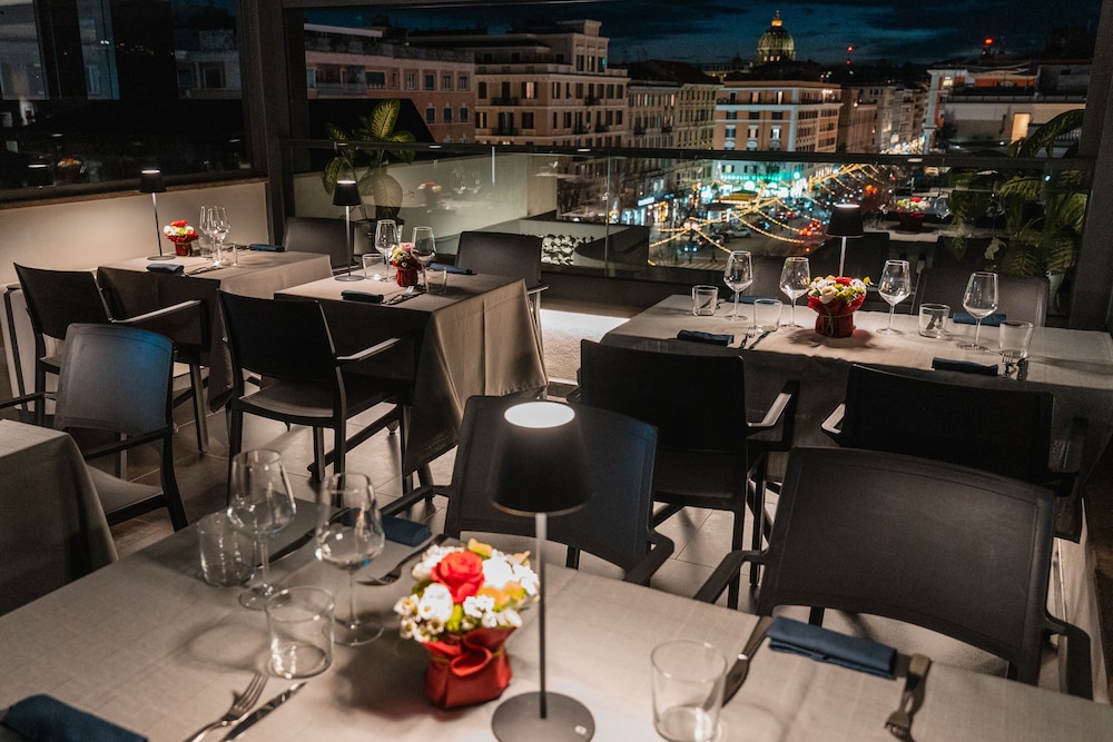 Twentyone Hotel — Restaurant & bars in Rome, Lazio