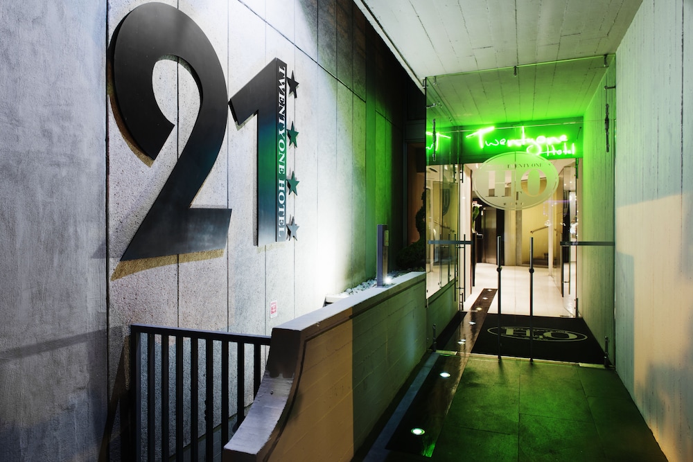 Twentyone Hotel — Hotel building in Rome, Lazio