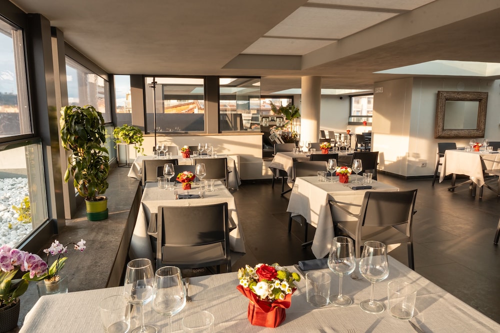 Twentyone Hotel — Restaurant & bars in Rome, Lazio