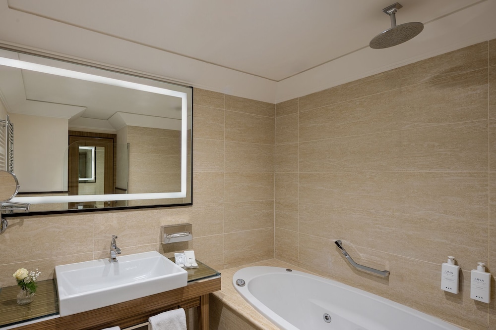 UNA Hotels Decò Roma — Hotel rooms in Rome, Lazio