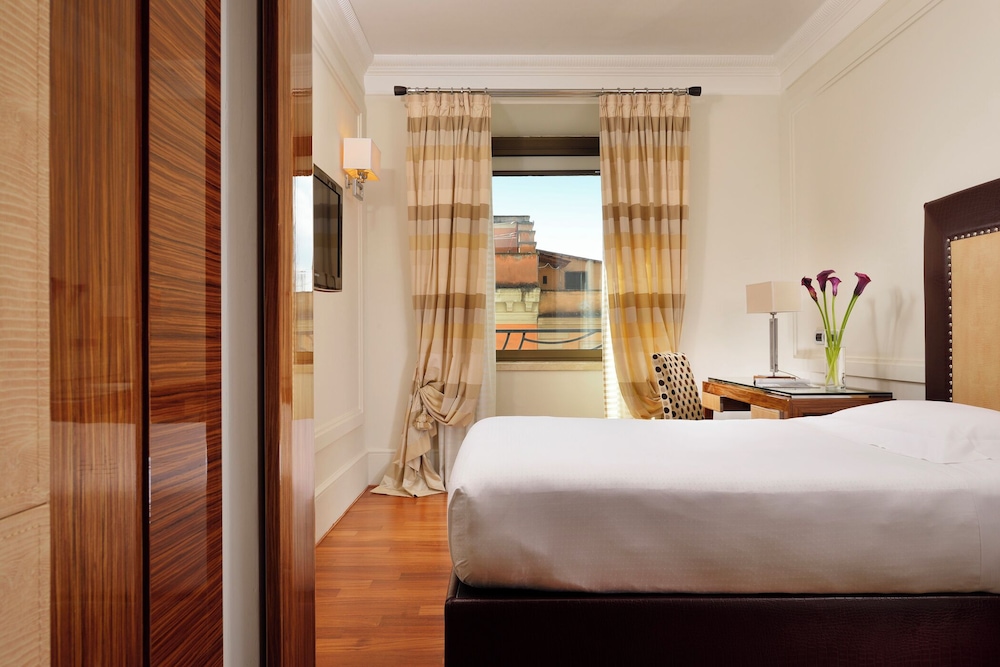 UNA Hotels Decò Roma — Hotel rooms in Rome, Lazio