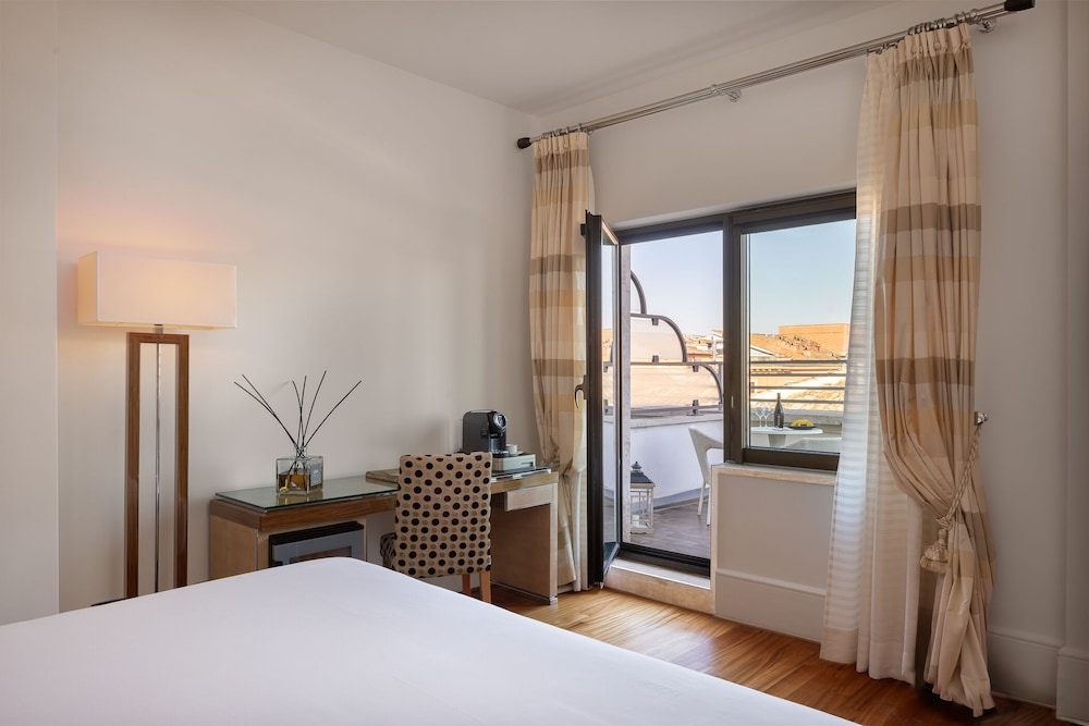UNA Hotels Decò Roma — Hotel rooms in Rome, Lazio