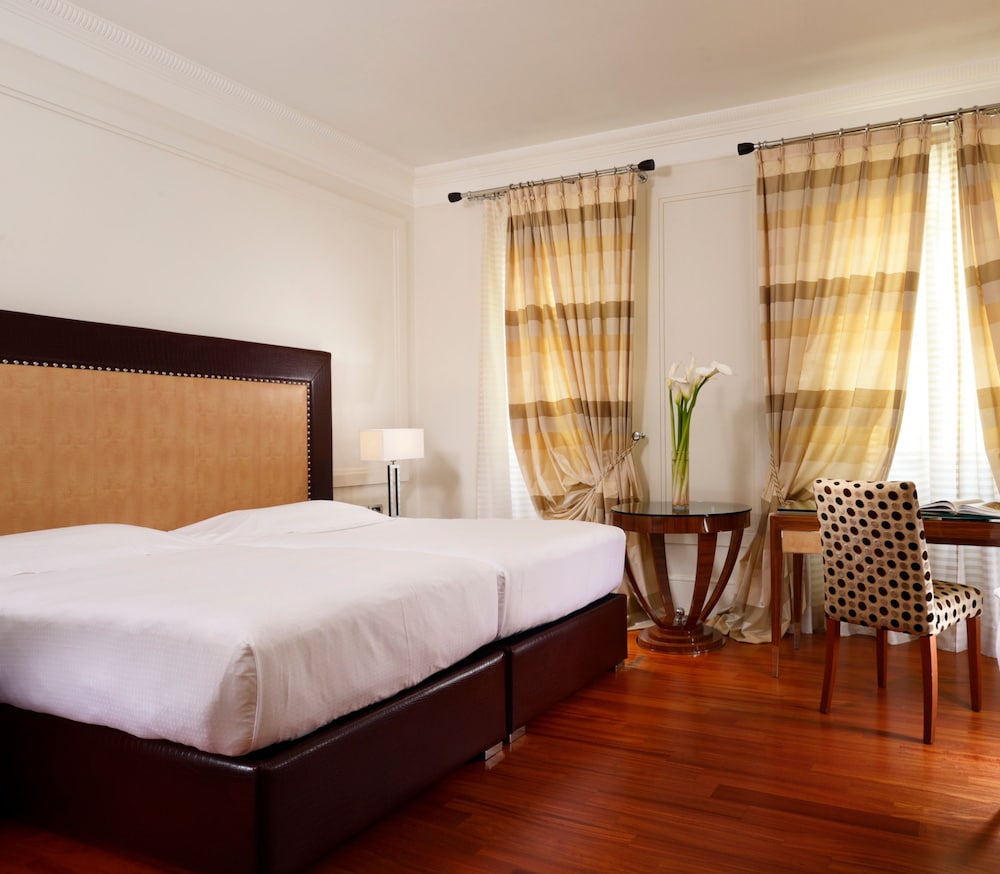 UNA Hotels Decò Roma — Hotel rooms in Rome, Lazio