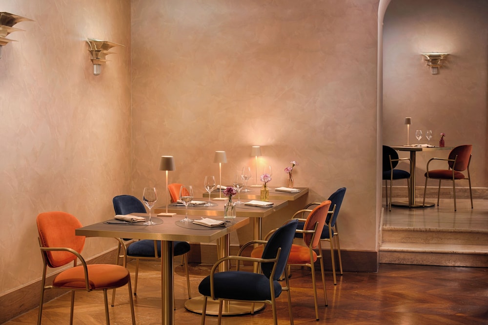 UNA Hotels Decò Roma — Restaurant & bars in Rome, Lazio
