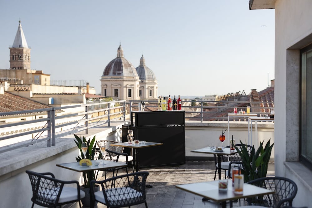 UNA Hotels Decò Roma — Restaurant & bars in Rome, Lazio