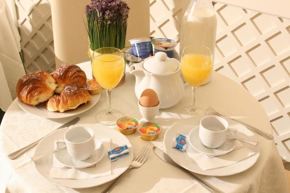 Hotel Valle — Restaurant & bars in Rome, Lazio
