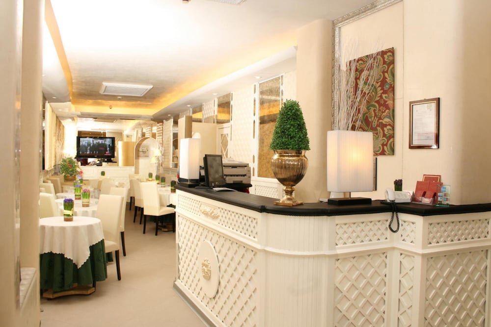 Hotel Valle — Restaurant & bars in Rome, Lazio