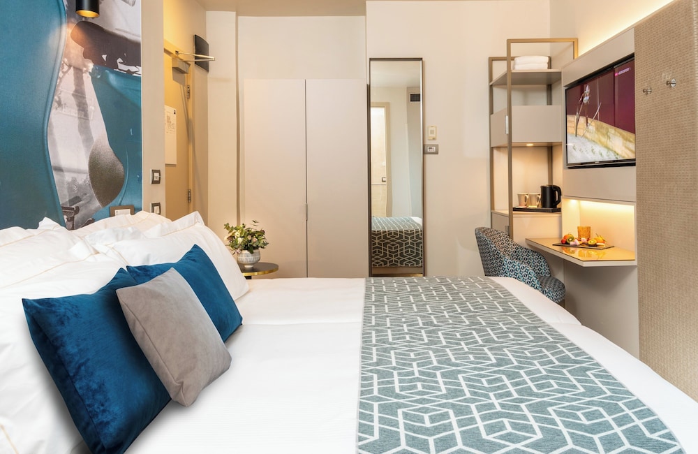 Leonardo Boutique Hotel Rome Termini — Hotel rooms in Rome, Lazio