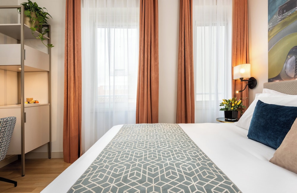 Leonardo Boutique Hotel Rome Termini — Hotel rooms in Rome, Lazio