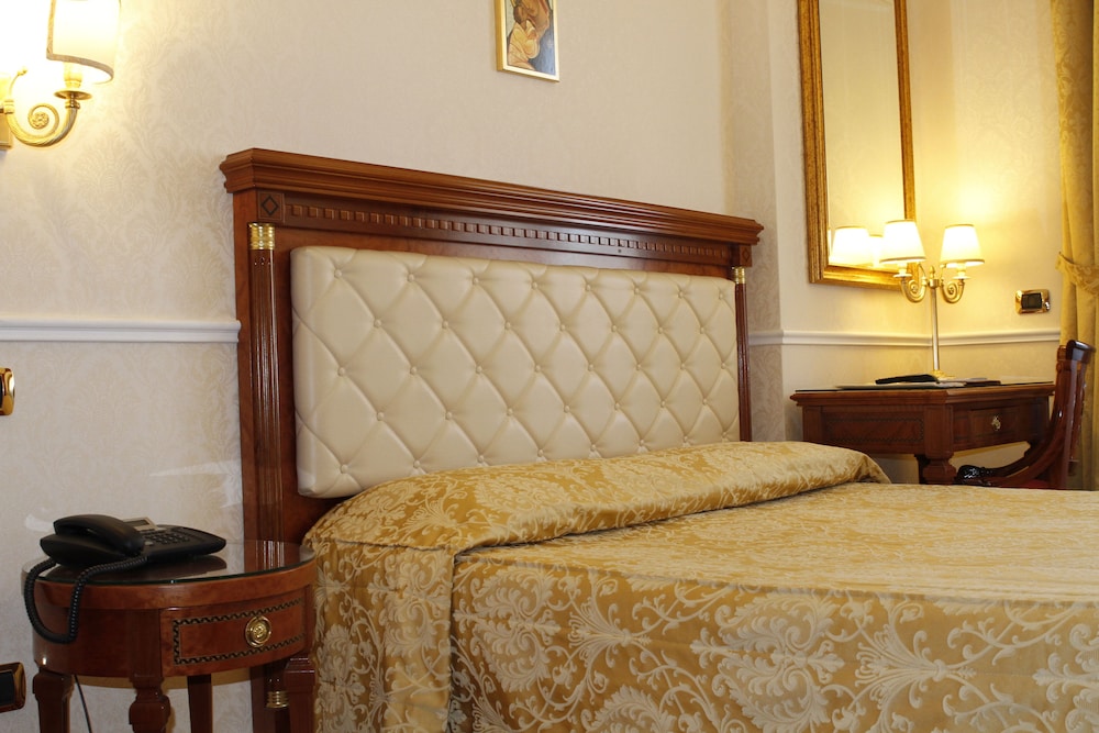 Villa Pinciana — Hotel rooms in Rome, Lazio