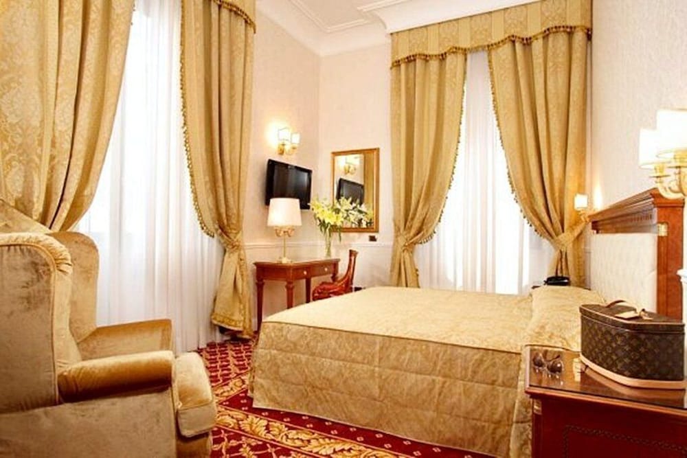 Villa Pinciana — Hotel rooms in Rome, Lazio